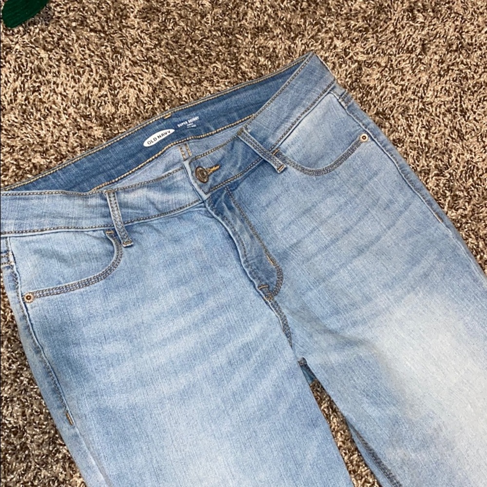 Old navy light wash super skinny Jeans